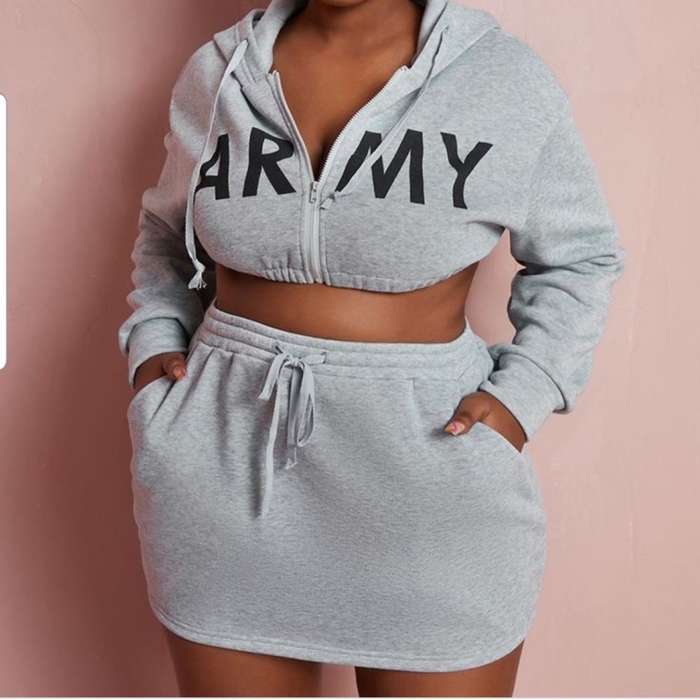 Army sweatshirt skirt set🆕️❤